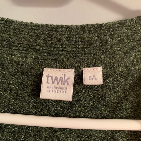 Forest Green Oversized Cardigan - Picture 3 of 4